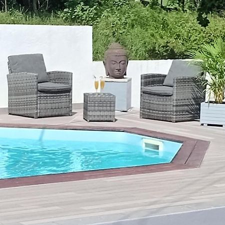 L'Instant Present Bed & Breakfast Le Moule Bagian luar foto